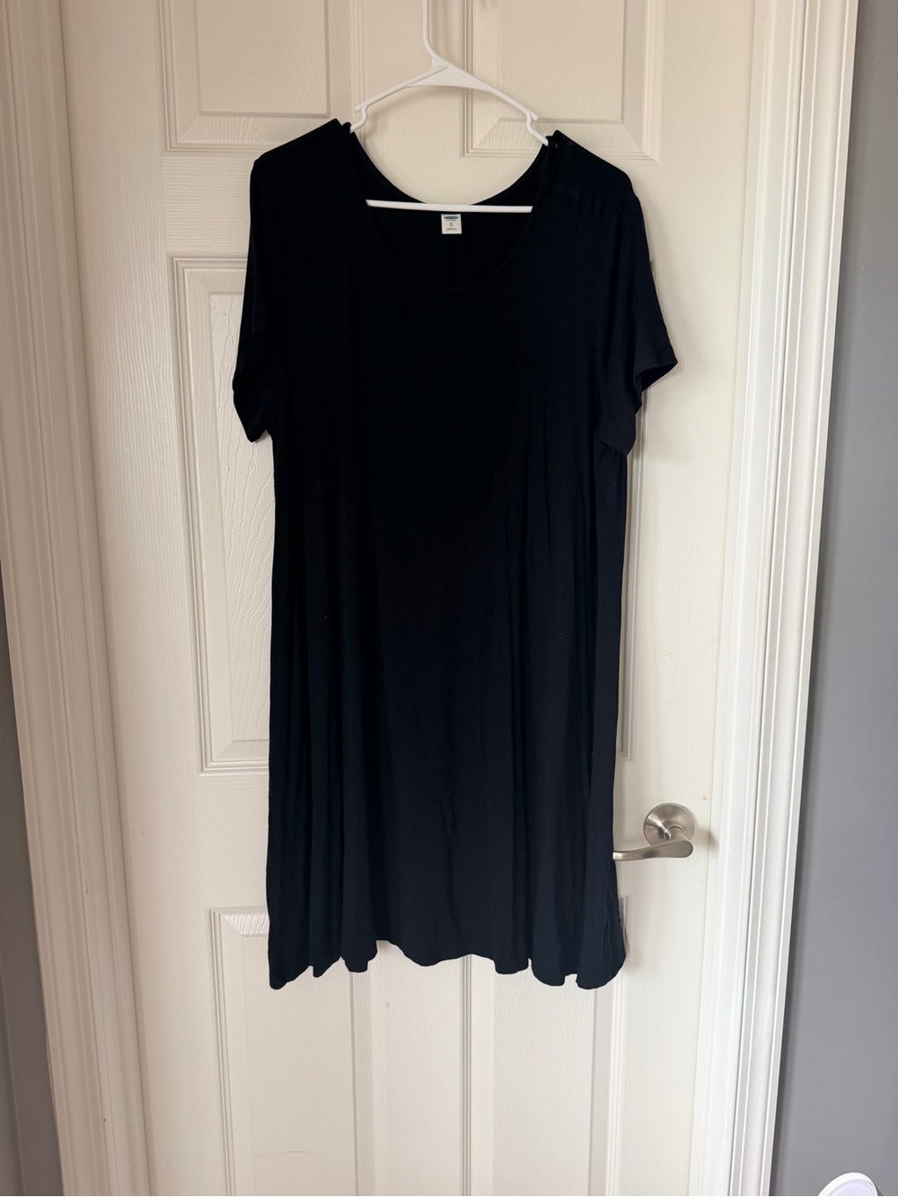 Old Navy Black Short Sleeve Swing Tunic Dress